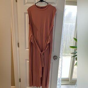 Elegant Sleeveless Pink Dress